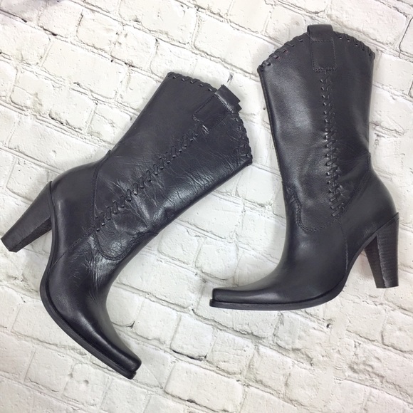 Steve Madden Shoes - Steve Madden Saloonn black leather mid calf boots